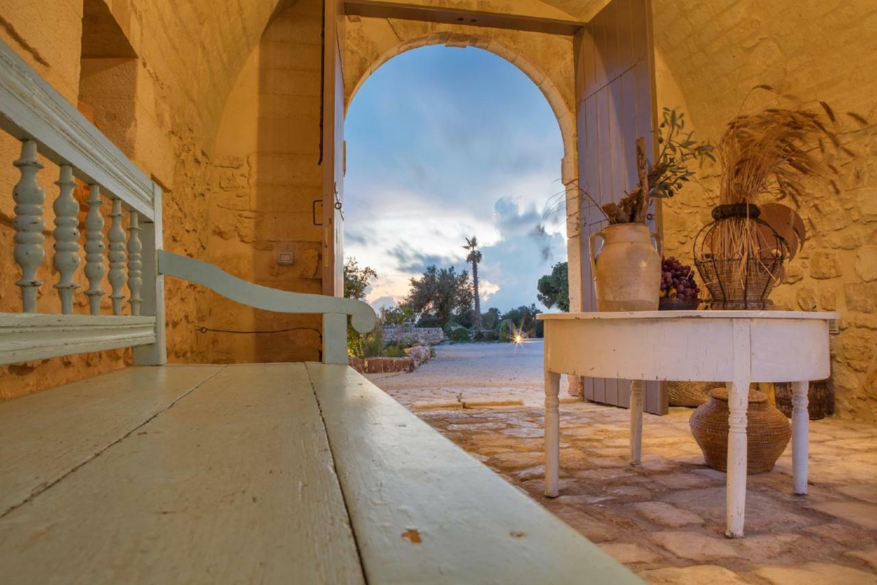 منزل الضيف دونافوغاتا  في Terre Di Cavalusi Relais المظهر الخارجي الصورة