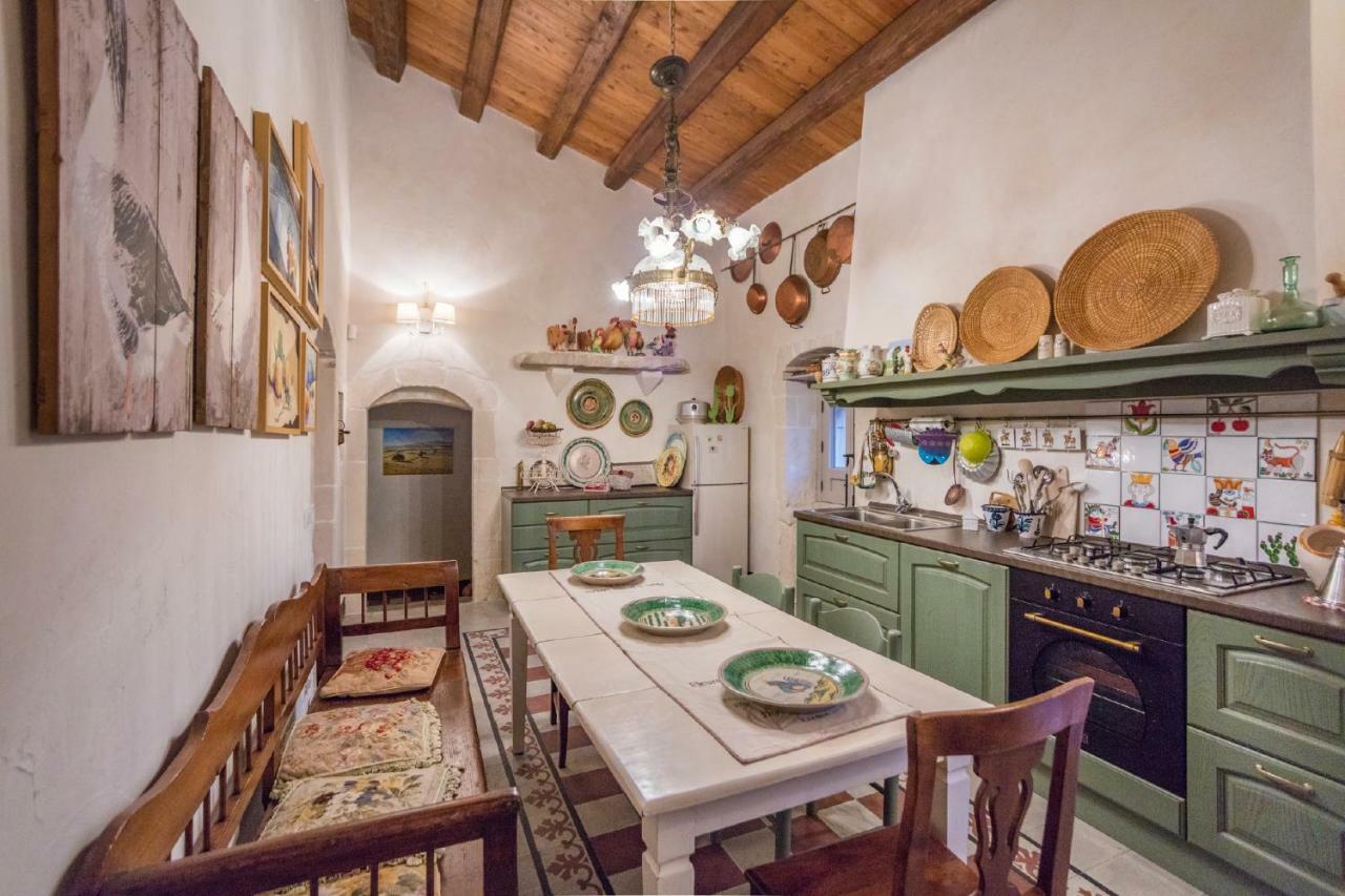 منزل الضيف دونافوغاتا  في Terre Di Cavalusi Relais المظهر الخارجي الصورة