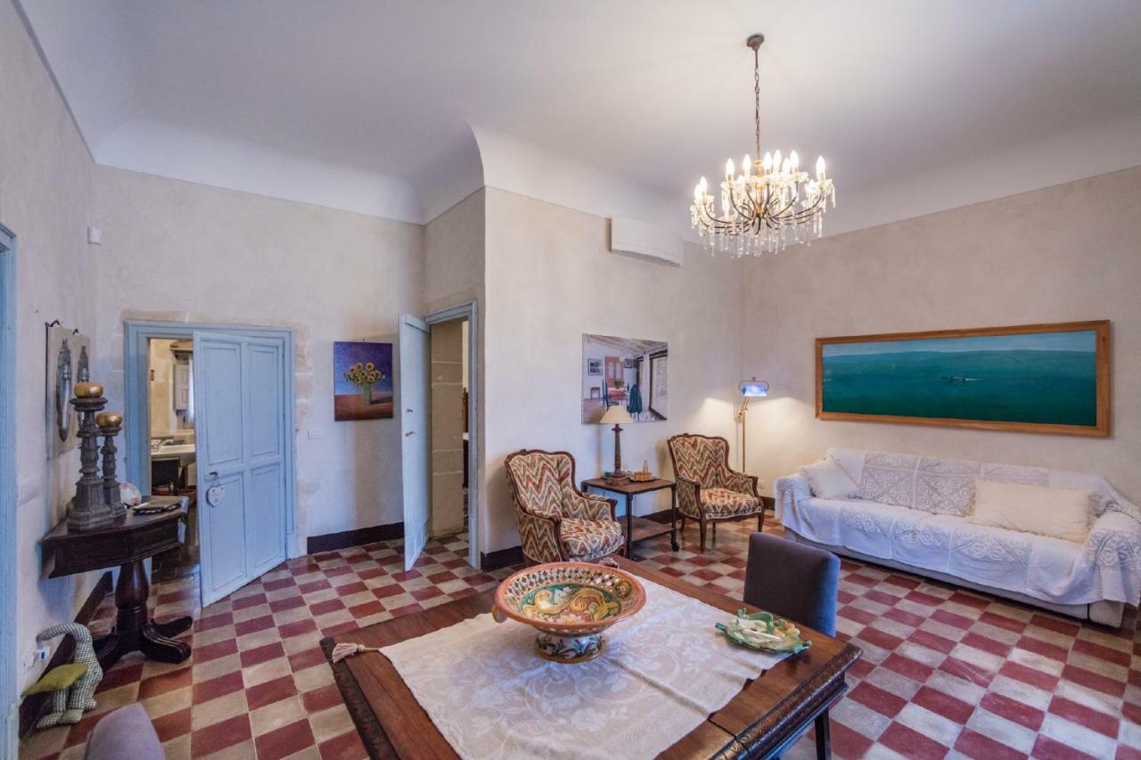 منزل الضيف دونافوغاتا  في Terre Di Cavalusi Relais المظهر الخارجي الصورة