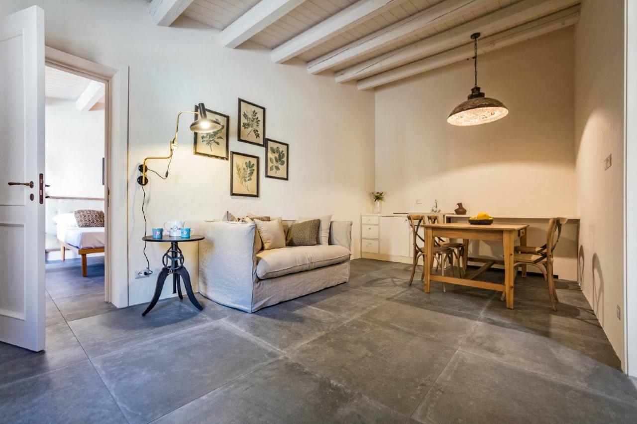 منزل الضيف دونافوغاتا  في Terre Di Cavalusi Relais المظهر الخارجي الصورة