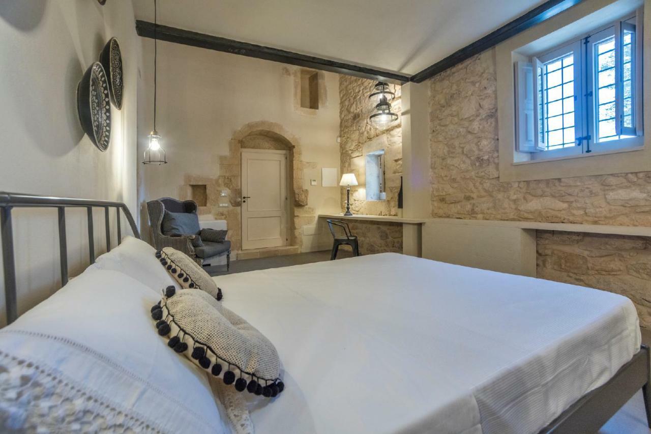 منزل الضيف دونافوغاتا  في Terre Di Cavalusi Relais المظهر الخارجي الصورة