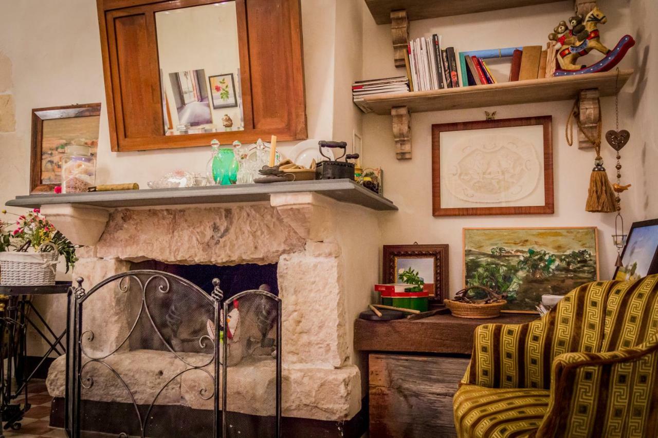 منزل الضيف دونافوغاتا  في Terre Di Cavalusi Relais المظهر الخارجي الصورة